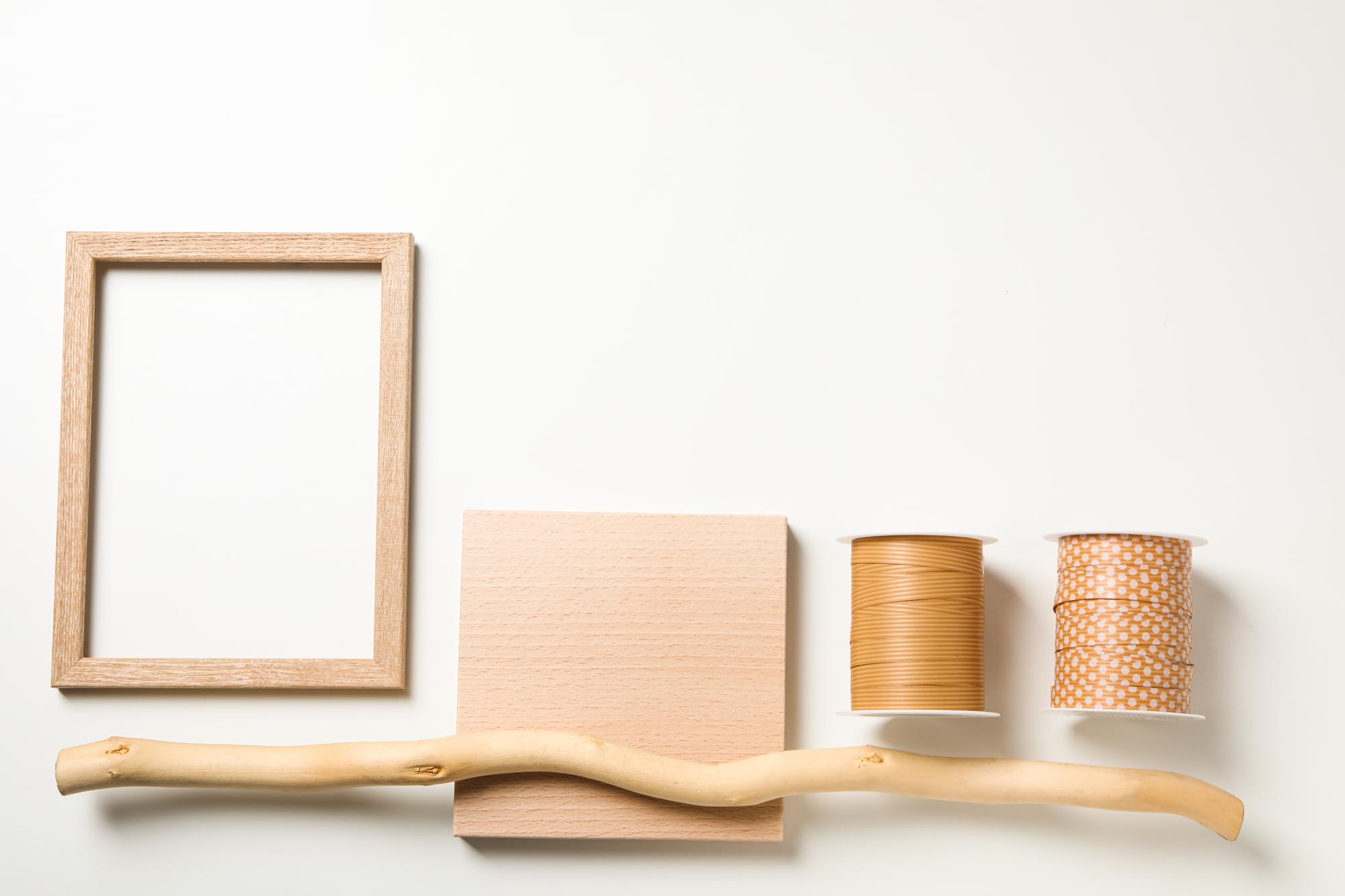 Workshop interior with threads and frames